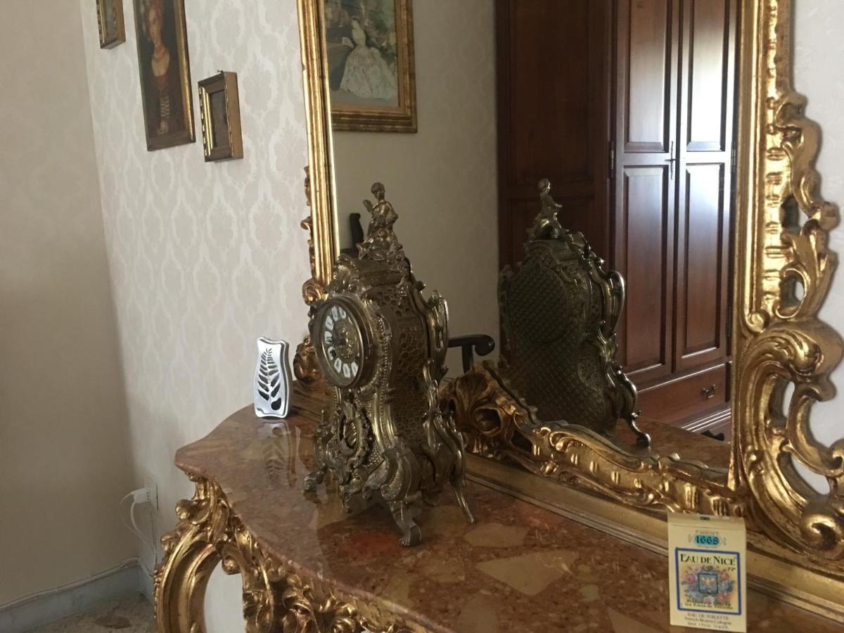 Dimora Montpellier Διαμέρισμα Σαλέρνο Εξωτερικό φωτογραφία